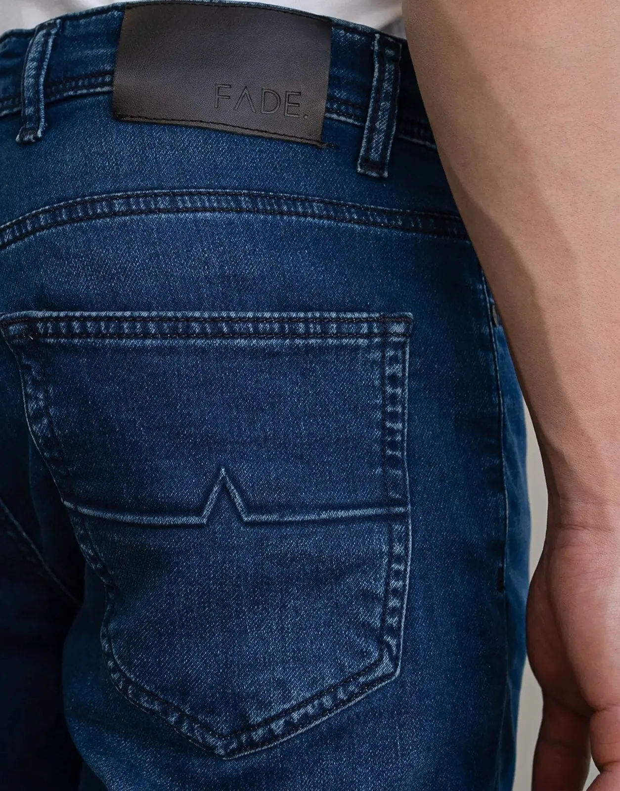 Fade Iconic Flow Blue Jeans - Image 3