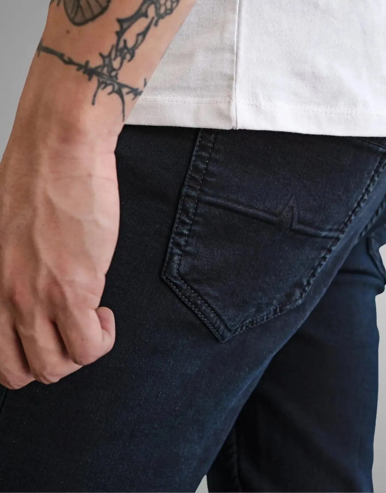 Fade Iconic Matte Blue Jeans - Image 3
