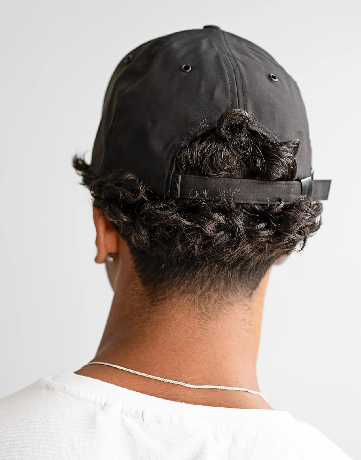 Fade Essential Cap - Image 5